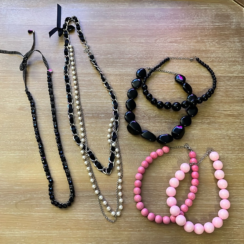 Bundle of 6 necklaces